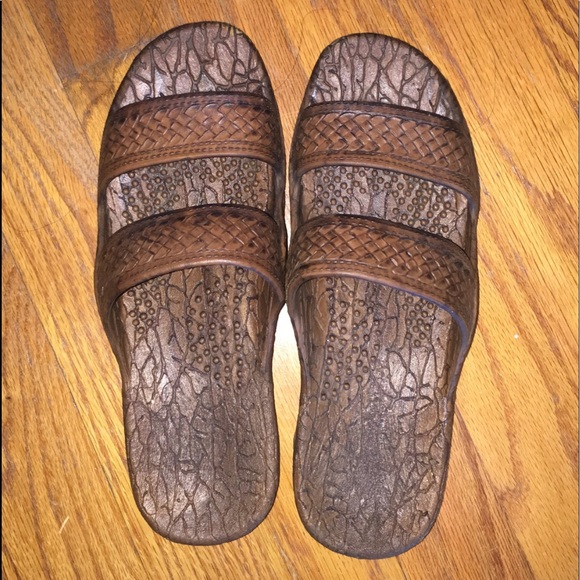 turtle toes sandals